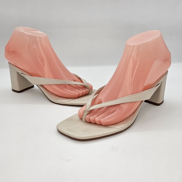 Steve Madden Dodie Sandals in Bone Leather Made In Brazil Size 8.5 - Picture 5 of 12